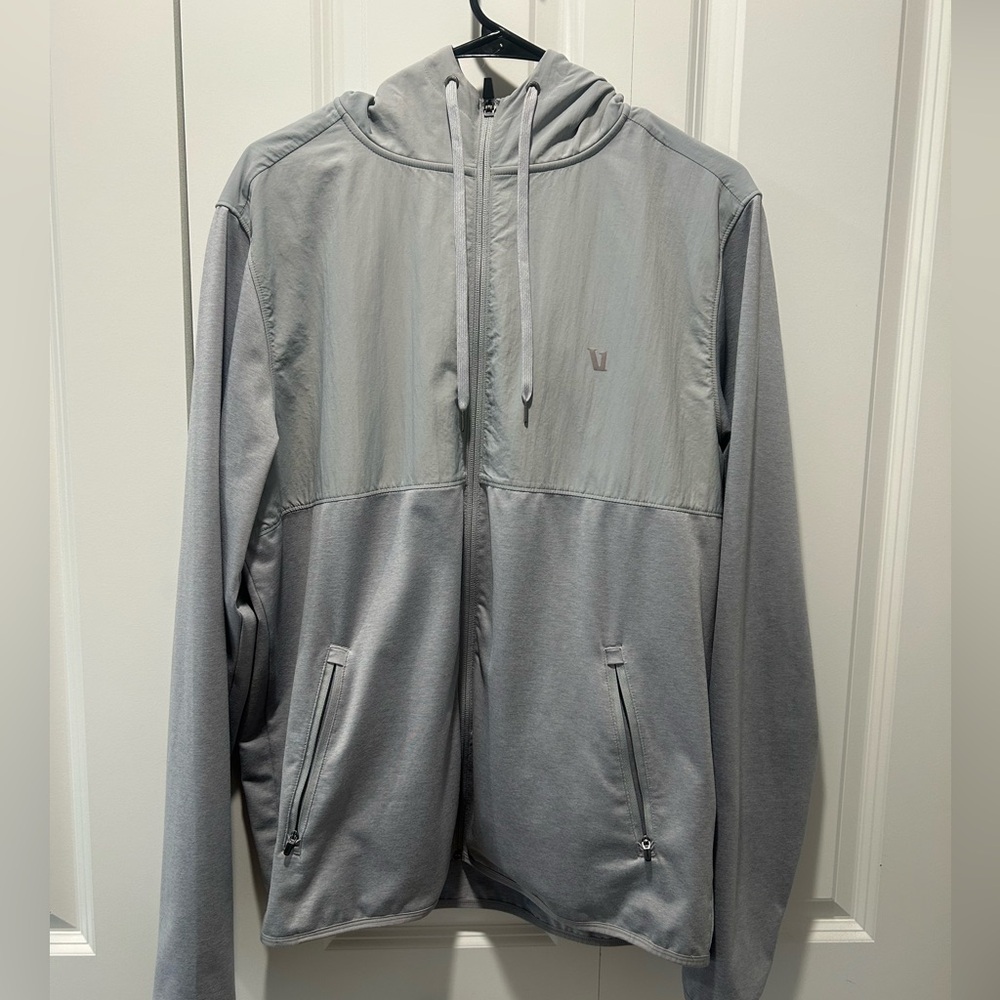 Men’s size large Vuori Sunday Element Jacket. Barely worn